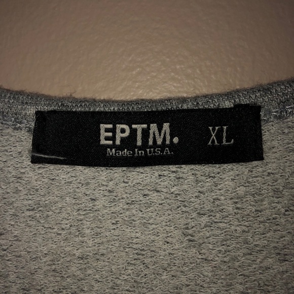 EPTM. Gray Long Sleeve Tunic Striped Bottom Hem XL - Picture 3 of 5